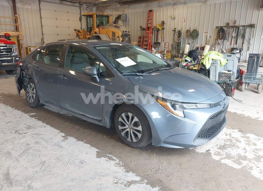 2020 Toyota Corolla HYBRID LE (VIN JTDEBRBE2LJ015742) main photo