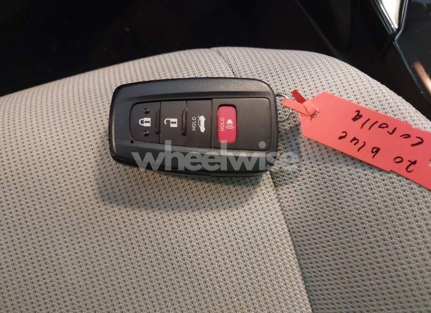 Photo 11 of 2020 Toyota Corolla HYBRID LE (VIN JTDEBRBE2LJ015742)