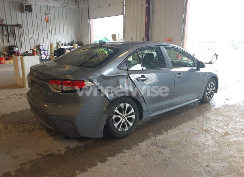 Photo 4 of 2020 Toyota Corolla HYBRID LE (VIN JTDEBRBE2LJ015742)