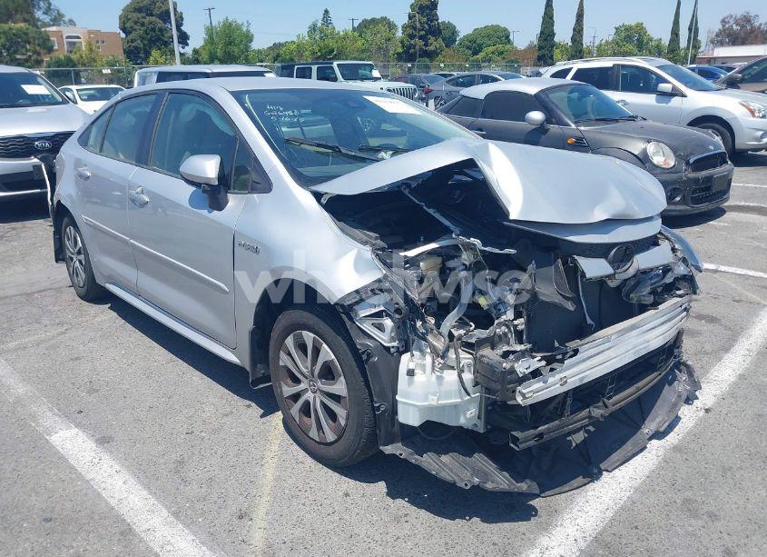 2020 Toyota Corolla HYBRID LE (VIN JTDEBRBE6LJ010706) main photo