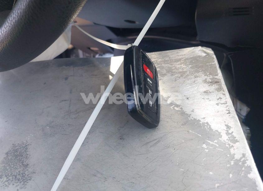 Photo 11 of 2020 Toyota Corolla HYBRID LE (VIN JTDEBRBE6LJ010706)