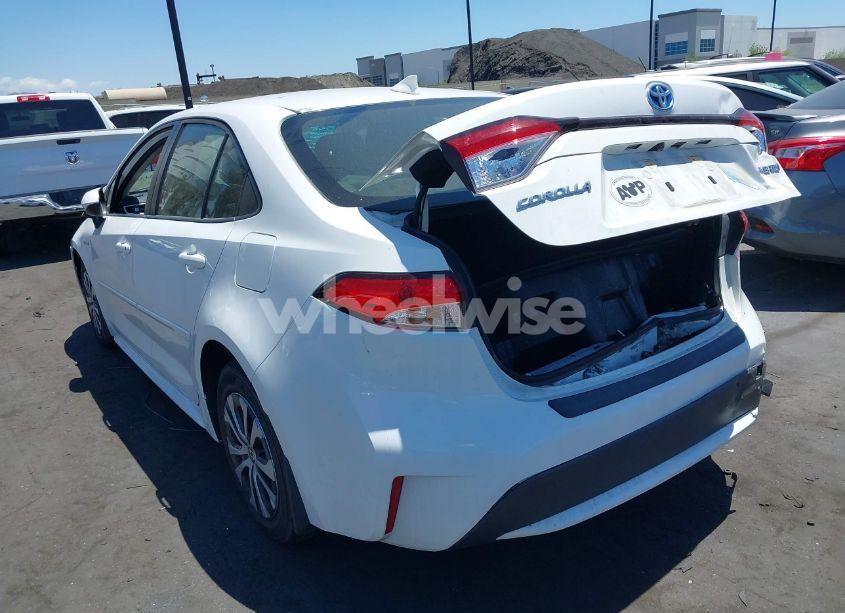 Photo 3 of 2020 Toyota Corolla HYBRID LE (VIN JTDEBRBE9LJ018265)