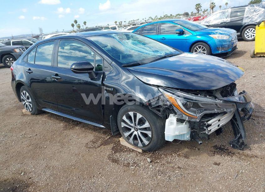 2020 Toyota Corolla HYBRID LE (VIN JTDEBRBE9LJ022154) main photo