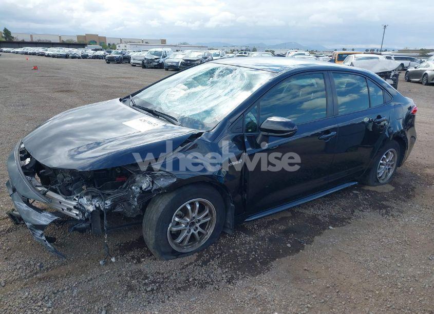 Photo 2 of 2020 Toyota Corolla HYBRID LE (VIN JTDEBRBE9LJ022154)