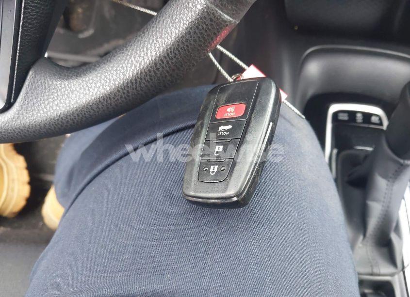 Photo 11 of 2020 Toyota Corolla HYBRID LE (VIN JTDEBRBEXLJ005153)