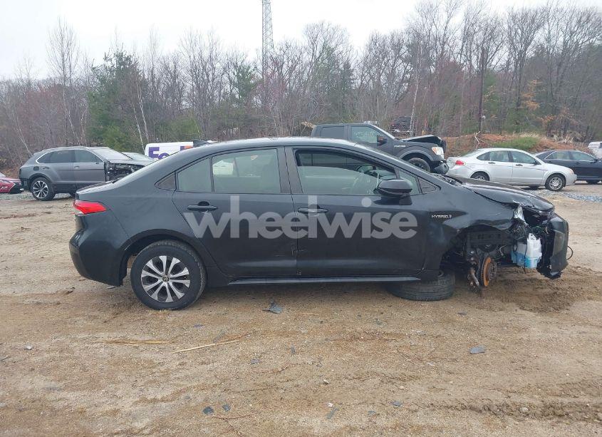 Photo 13 of 2020 Toyota Corolla HYBRID LE (VIN JTDEBRBEXLJ005153)