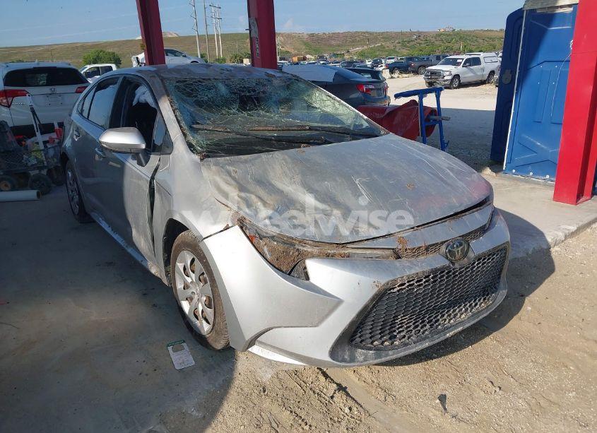 2021 Toyota Corolla LE (VIN JTDEPMAE0MJ125857) main photo