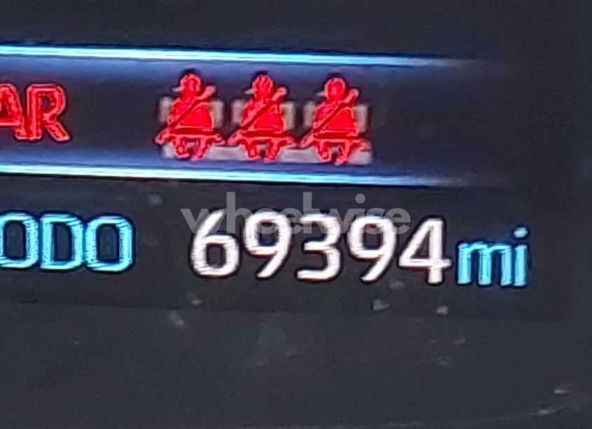 Photo 15 of 2021 Toyota Corolla LE (VIN JTDEPMAE0MJ125857)