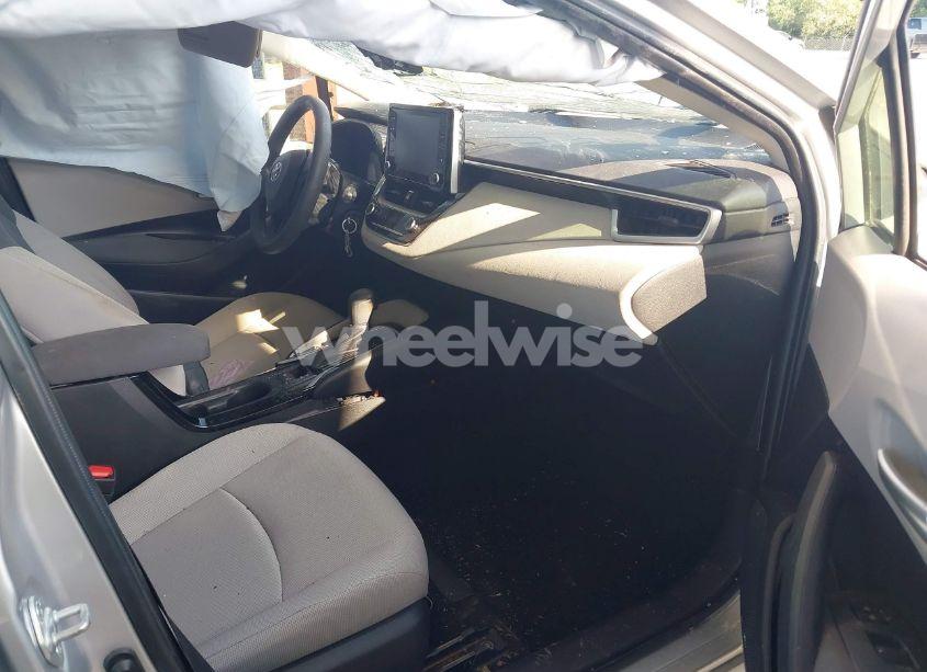 Photo 5 of 2021 Toyota Corolla LE (VIN JTDEPMAE0MJ125857)