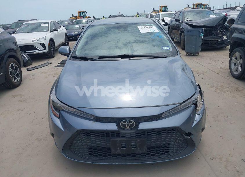 Photo 12 of 2021 Toyota Corolla LE (VIN JTDEPMAE0MJ139614)