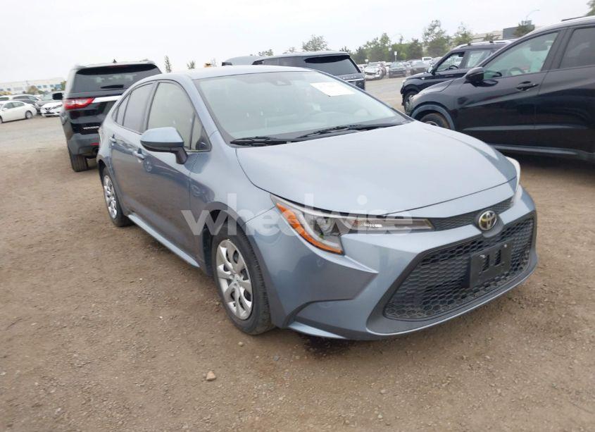 2021 Toyota Corolla LE (VIN JTDEPMAE1MJ179247) main photo