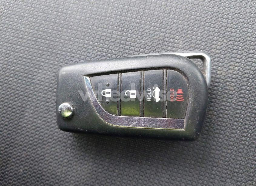 Photo 11 of 2021 Toyota Corolla LE (VIN JTDEPMAE1MJ179247)