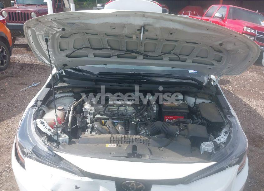 Photo 10 of 2022 Toyota Corolla LE (VIN JTDEPMAE2N3022672)