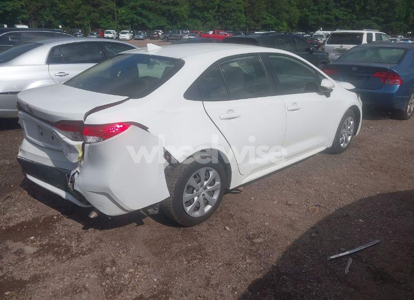Photo 4 of 2022 Toyota Corolla LE (VIN JTDEPMAE2N3022672)