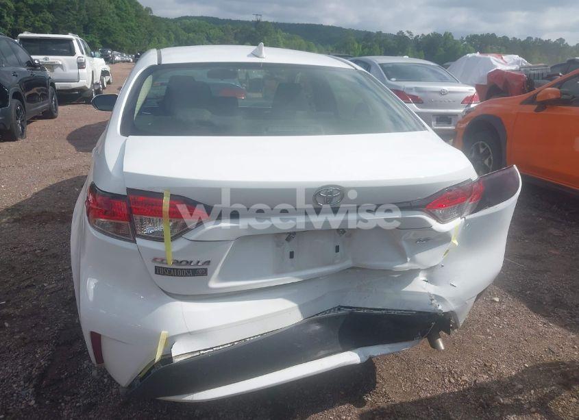 Photo 6 of 2022 Toyota Corolla LE (VIN JTDEPMAE2N3022672)