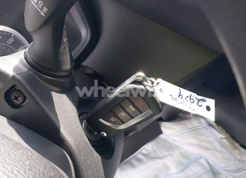 Photo 11 of 2022 Toyota Corolla LE (VIN JTDEPMAE2NJ210474)