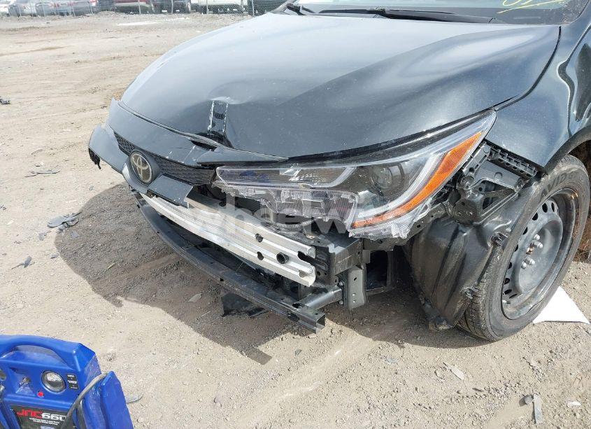 Photo 6 of 2022 Toyota Corolla LE (VIN JTDEPMAE2NJ230627)