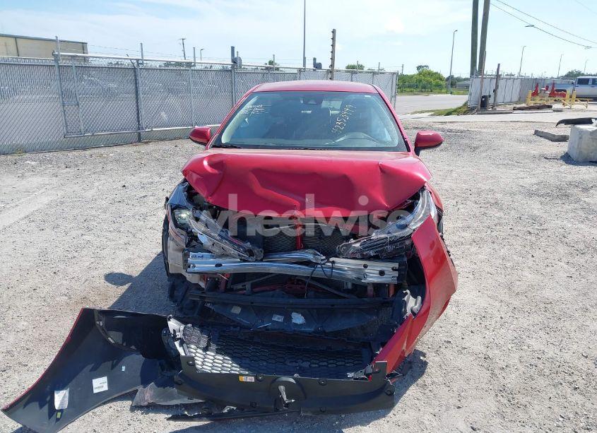 Photo 6 of 2021 Toyota Corolla LE (VIN JTDEPMAE3MJ176656)