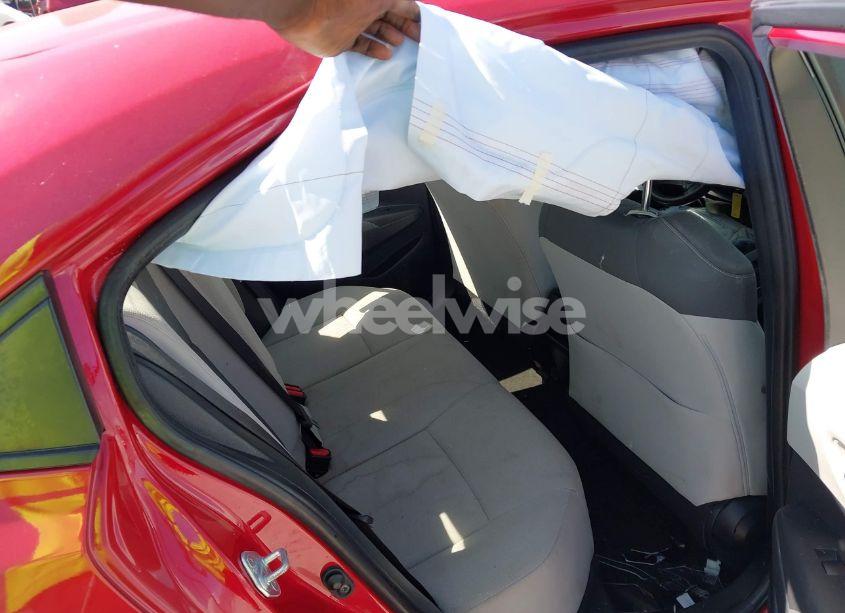 Photo 8 of 2021 Toyota Corolla LE (VIN JTDEPMAE3MJ176656)