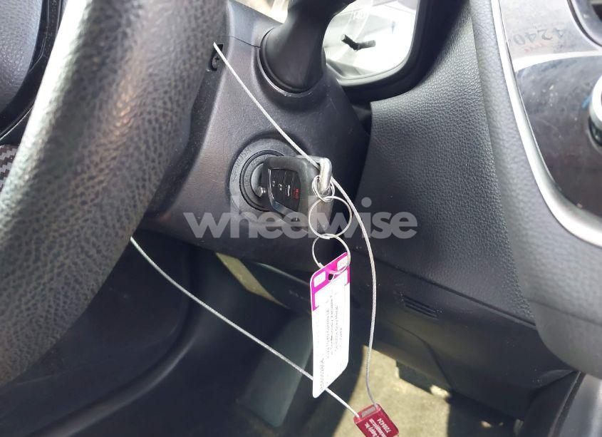 Photo 11 of 2022 Toyota Corolla LE (VIN JTDEPMAE3NJ202836)