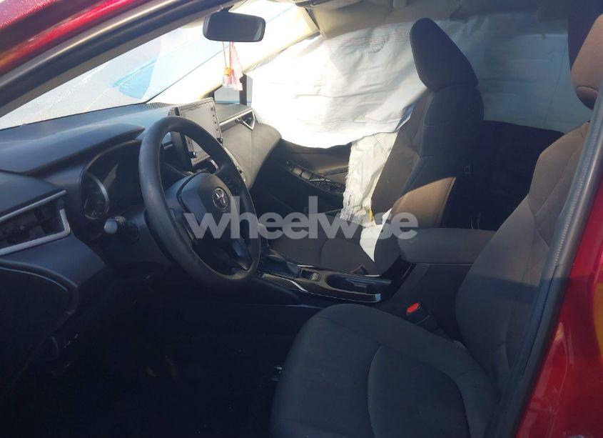 Photo 5 of 2022 Toyota Corolla LE (VIN JTDEPMAE3NJ219183)