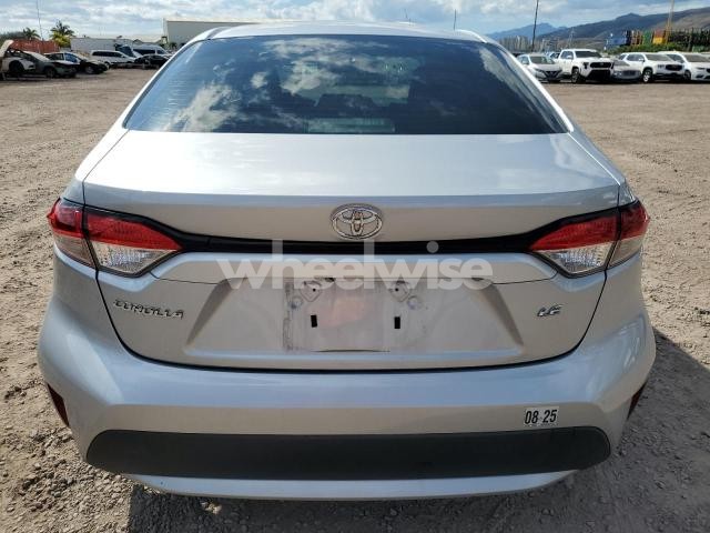 Photo 3 of 2022 TOYOTA COROLLA LE (VIN JTDEPMAE3NJ231768)
