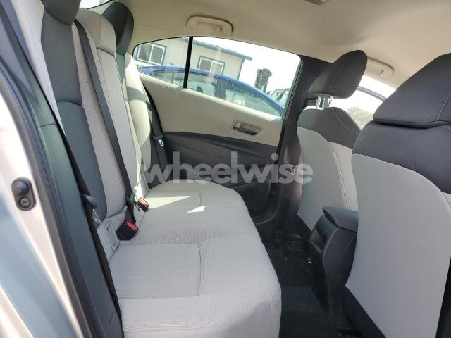 Photo 7 of 2022 TOYOTA COROLLA LE (VIN JTDEPMAE3NJ231768)