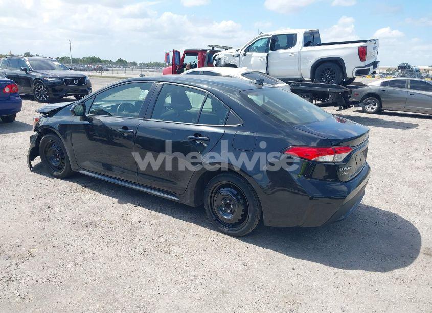 Photo 3 of 2021 Toyota Corolla LE (VIN JTDEPMAE4MJ179744)