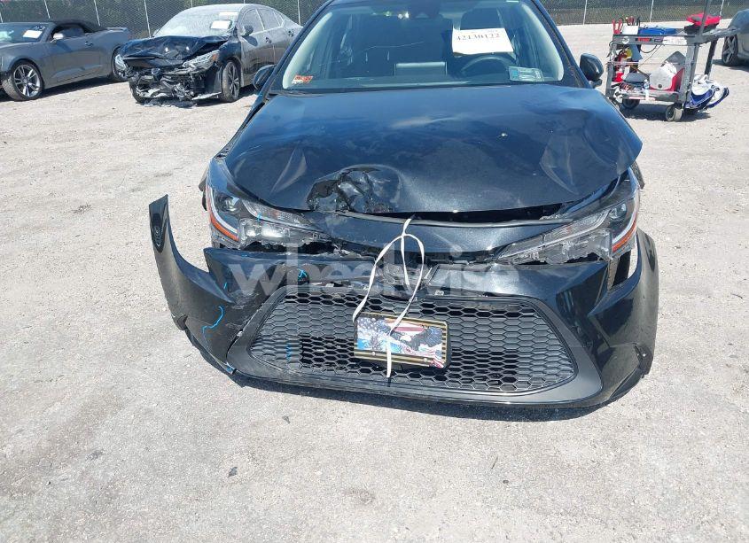 Photo 6 of 2021 Toyota Corolla LE (VIN JTDEPMAE4MJ179744)
