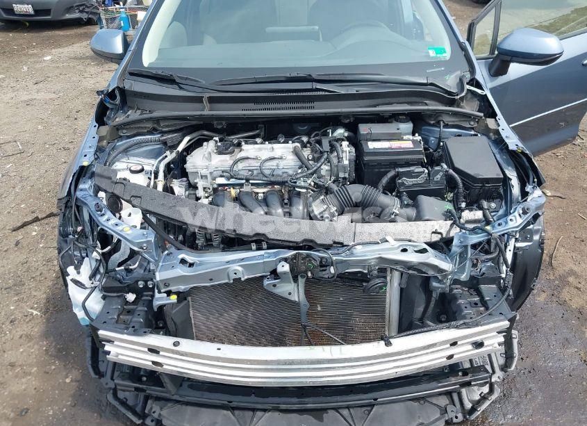 Photo 10 of 2022 Toyota Corolla LE (VIN JTDEPMAE4N3004674)