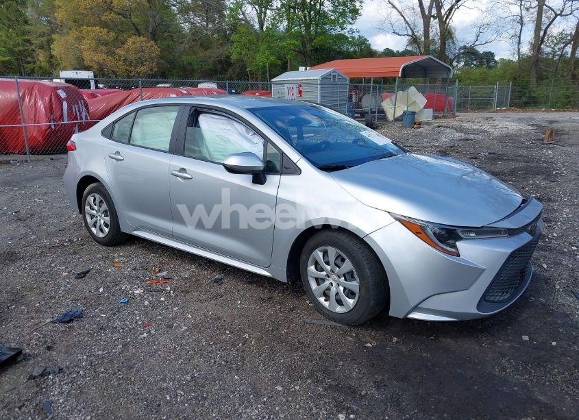 2022 Toyota Corolla LE (VIN JTDEPMAE4N3016548) main photo
