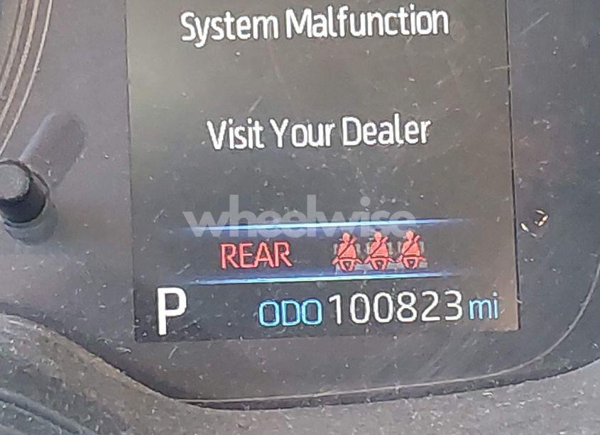 Photo 16 of 2022 Toyota Corolla LE (VIN JTDEPMAE4NJ203719)