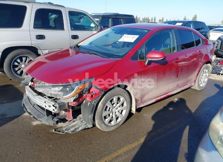 Photo 2 of 2022 Toyota Corolla LE (VIN JTDEPMAE4NJ203719)