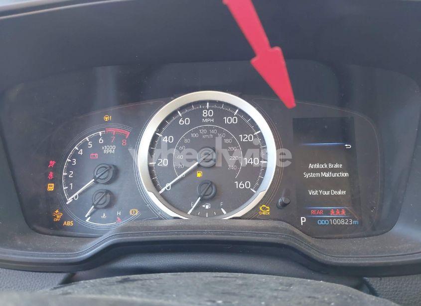 Photo 7 of 2022 Toyota Corolla LE (VIN JTDEPMAE4NJ203719)