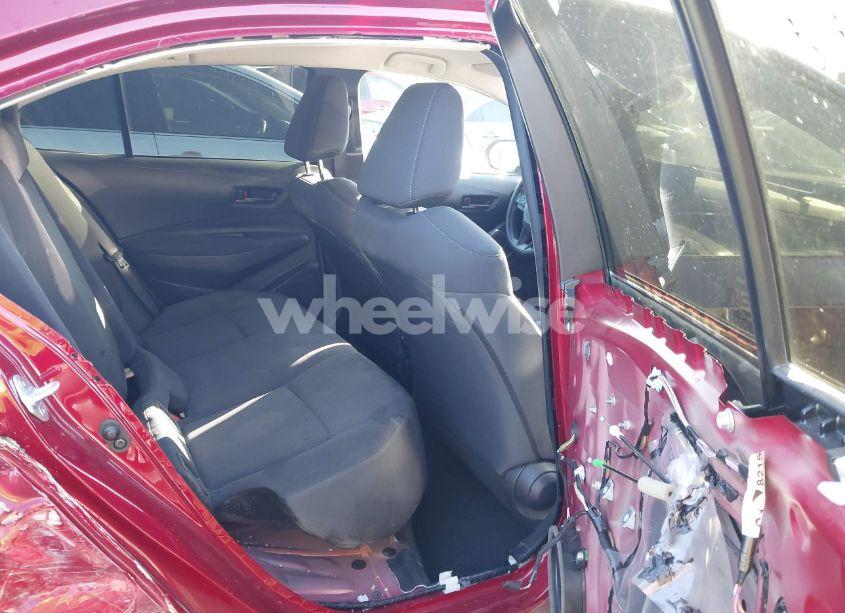 Photo 8 of 2022 Toyota Corolla LE (VIN JTDEPMAE4NJ203719)