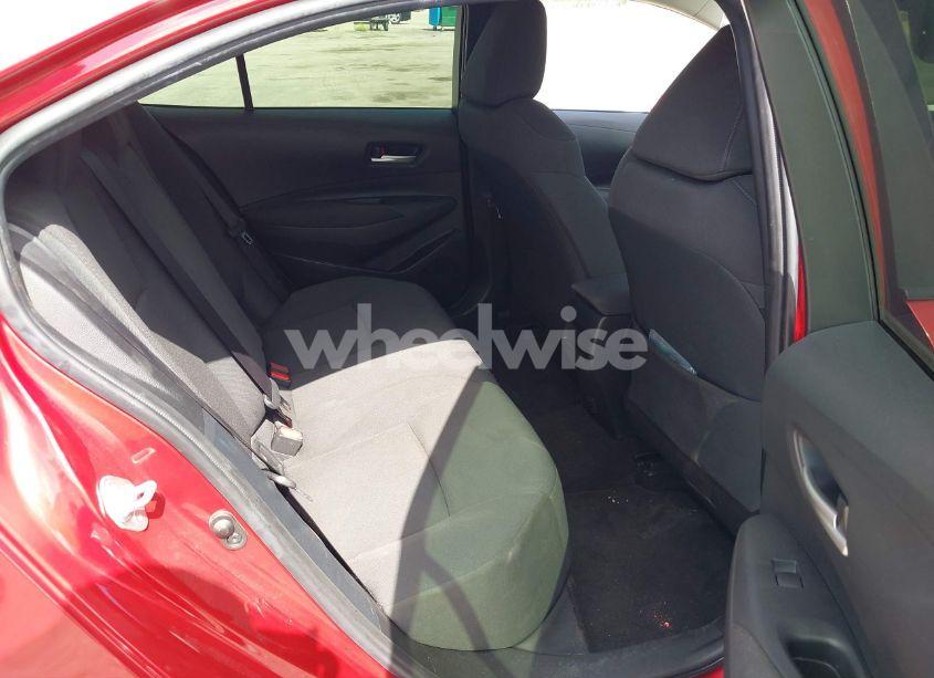 Photo 8 of 2021 Toyota Corolla LE (VIN JTDEPMAE5MJ130780)