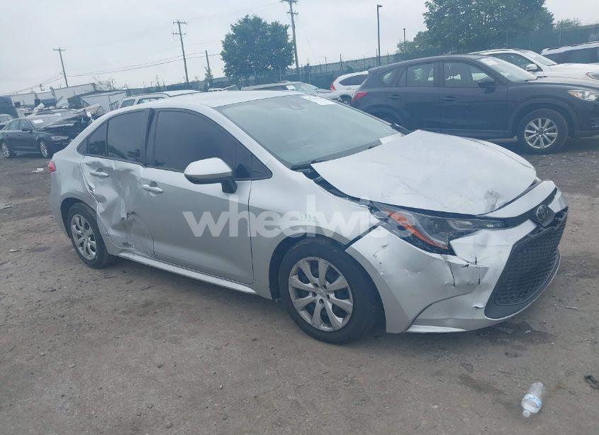 2022 Toyota Corolla LE (VIN JTDEPMAE5N3014324) main photo