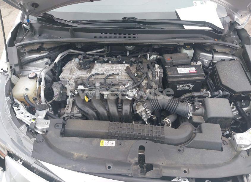 Photo 10 of 2022 Toyota Corolla LE (VIN JTDEPMAE5N3014324)