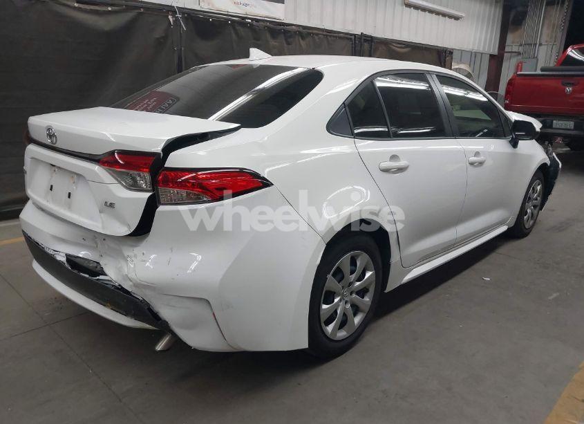 Photo 4 of 2022 Toyota Corolla LE (VIN JTDEPMAE5N3022066)