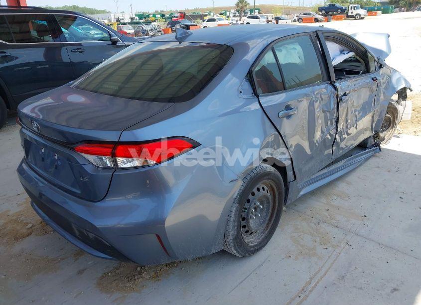 Photo 4 of 2022 Toyota Corolla LE (VIN JTDEPMAE5NJ218049)