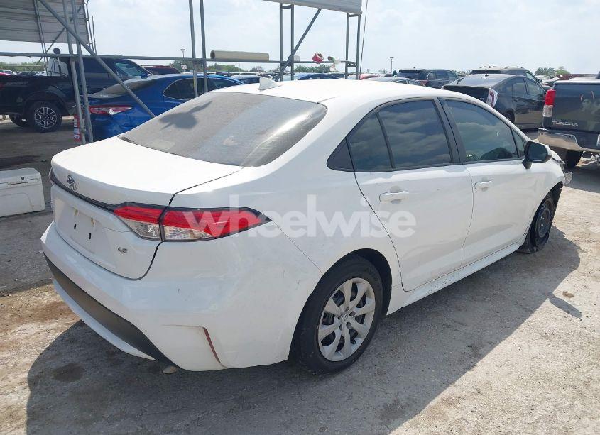 Photo 4 of 2022 Toyota Corolla LE (VIN JTDEPMAE6N3016440)