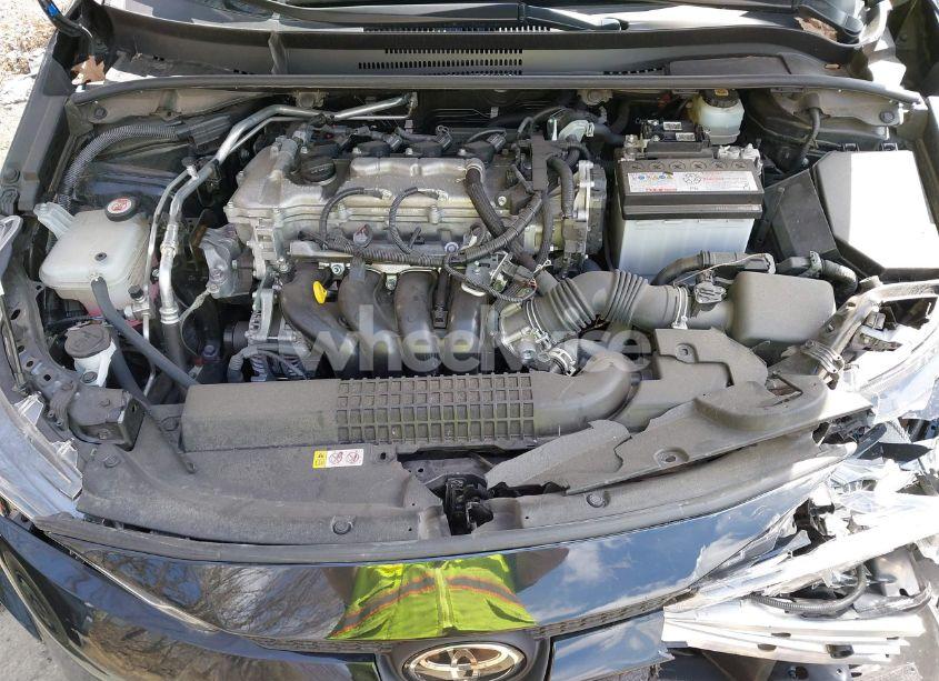 Photo 10 of 2022 Toyota Corolla LE (VIN JTDEPMAE6NJ220196)
