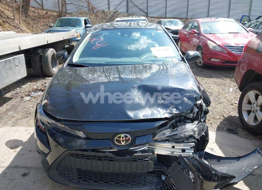 Photo 12 of 2022 Toyota Corolla LE (VIN JTDEPMAE6NJ220196)