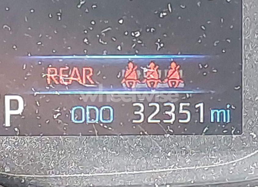 Photo 15 of 2022 Toyota Corolla LE (VIN JTDEPMAE6NJ220196)