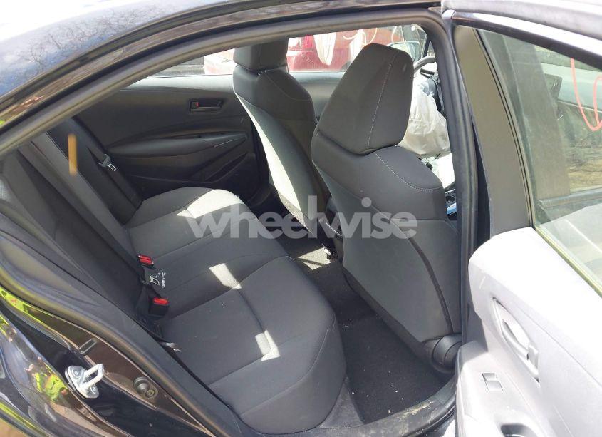 Photo 8 of 2022 Toyota Corolla LE (VIN JTDEPMAE6NJ220196)