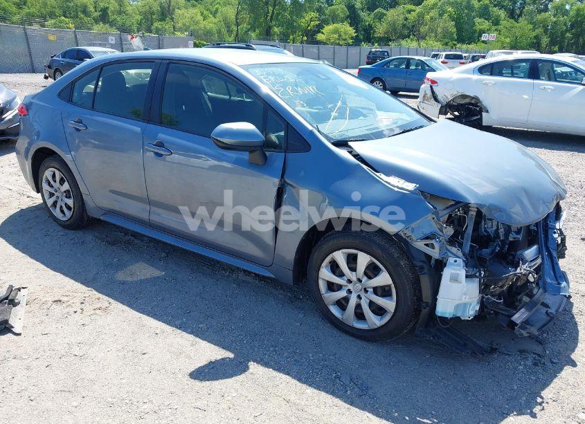 2021 Toyota Corolla LE (VIN JTDEPMAE7MJ144664) main photo