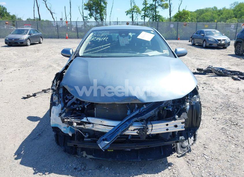 Photo 13 of 2021 Toyota Corolla LE (VIN JTDEPMAE7MJ144664)