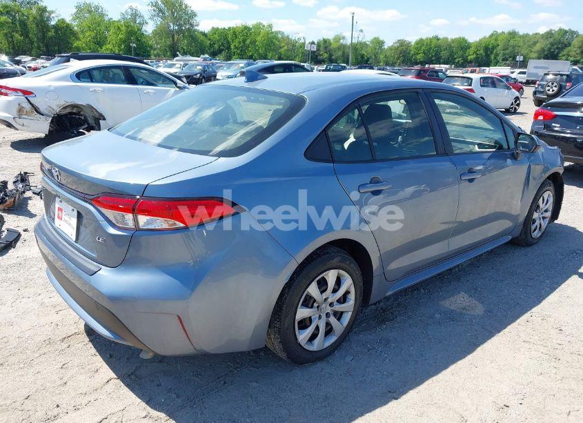 Photo 4 of 2021 Toyota Corolla LE (VIN JTDEPMAE7MJ144664)