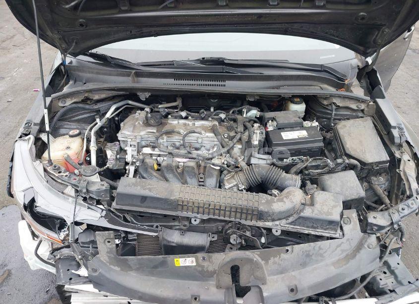 Photo 10 of 2021 Toyota Corolla LE (VIN JTDEPMAE7MJ163411)