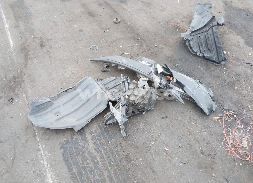 Photo 19 of 2021 Toyota Corolla LE (VIN JTDEPMAE7MJ163411)